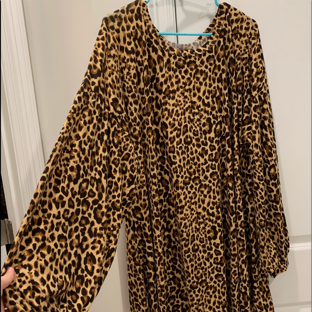 Leopard/cheetah print dress
